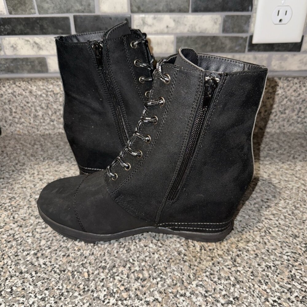 Serra Black Heeled Boots - Picture 4 of 6